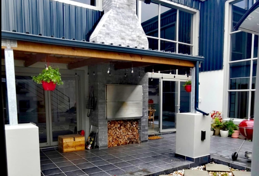 4 Bedroom Property for Sale in Wilderness Central Western Cape